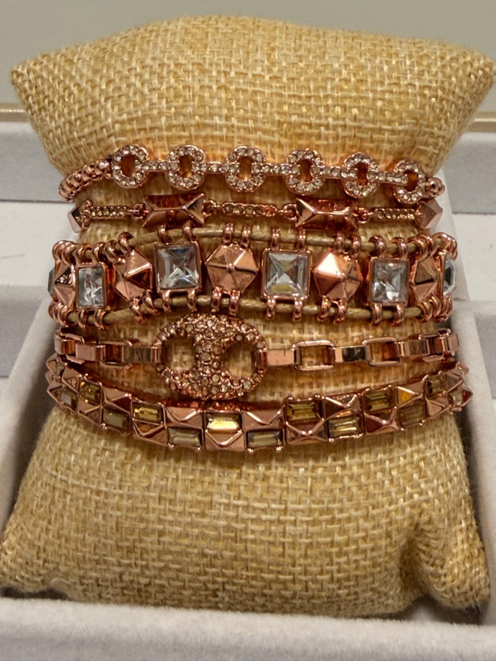 Bomb Party NWOT! Rose Gold Crystal Stackable Bracelet Set - Picture 2 of 13